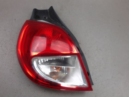 FEU ARRIERE GAUCHE  RENAULT CLIO