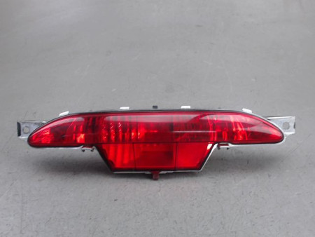 FEU BROUILLARD CENTRAL ARRIERE PEUGEOT 208