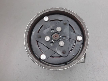 COMPRESSEUR AIR CONDITIONNE NISSAN JUKE
