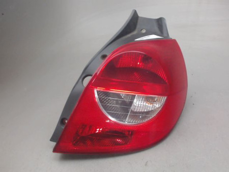 FEU ARRIERE DROIT RENAULT CLIO