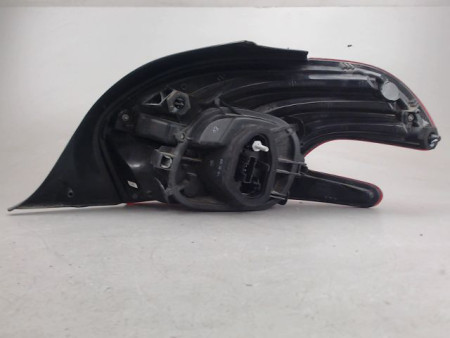 FEU ARRIERE GAUCHE  PEUGEOT 208