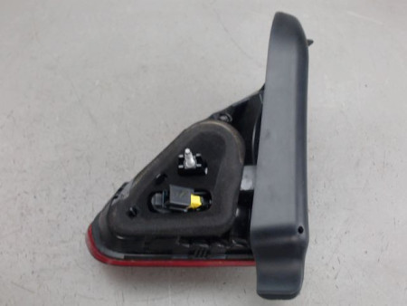 FEU ARRIERE INTERIEUR GAUCHE PEUGEOT 2008