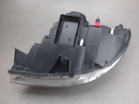 PHARE DROIT PEUGEOT 807