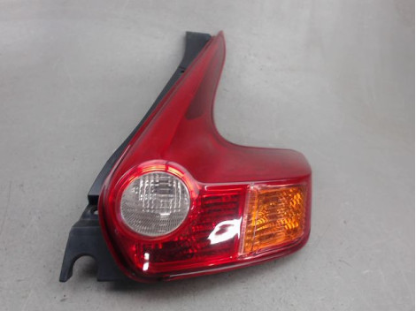 FEU ARRIERE DROIT NISSAN JUKE