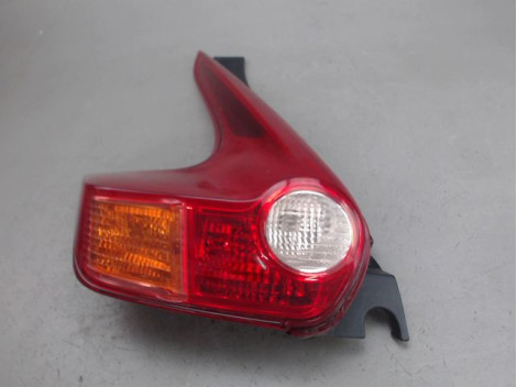 FEU ARRIERE GAUCHE  NISSAN JUKE