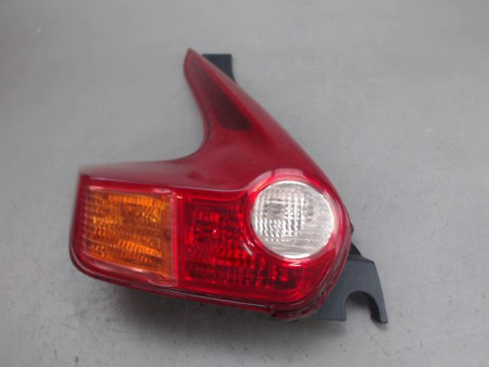 FEU ARRIERE GAUCHE  NISSAN JUKE