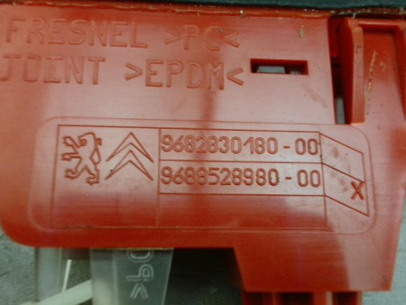 FEUX STOP SUPPLEMENTAIRE CITROEN BERLINGO