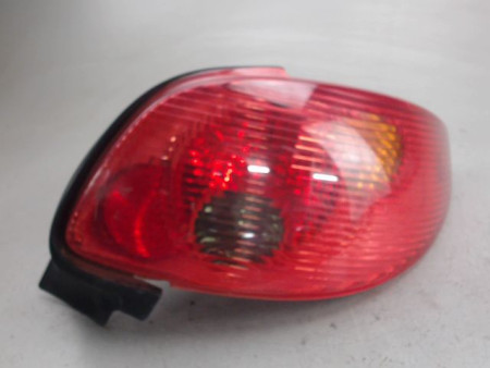 FEU ARRIERE DROIT PEUGEOT 206