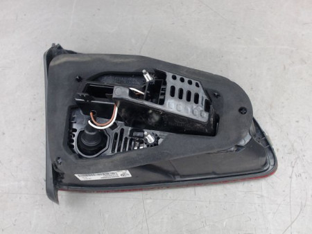 FEU ARRIERE INTERIEUR DROIT VOLKSWAGEN GOLF