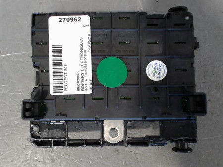 BOITE A FUSIBLES PEUGEOT 206