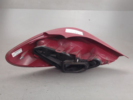 FEU ARRIERE DROIT PEUGEOT 207