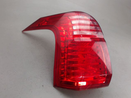 FEU ARRIERE GAUCHE  PEUGEOT 5008