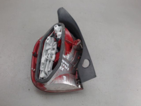 FEU ARRIERE DROIT RENAULT MODUS