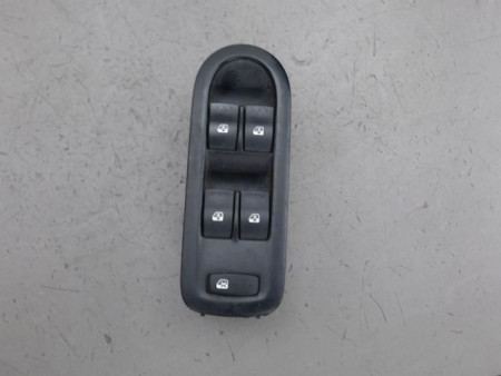 COMMANDE LEVE-GLACE PORTE AVG RENAULT MEGANE