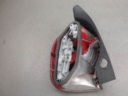 FEU ARRIERE DROIT RENAULT MODUS