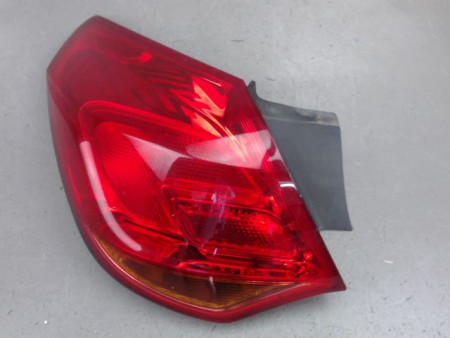 FEU ARRIERE GAUCHE  OPEL ASTRA