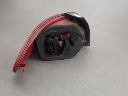 FEU ARRIERE DROIT PEUGEOT 206