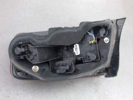 FEU ARRIERE GAUCHE  PEUGEOT 407