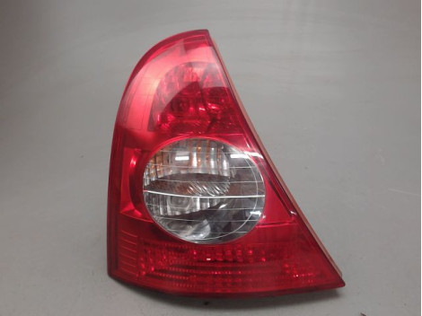 FEU ARRIERE GAUCHE  RENAULT CLIO