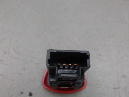 BOUTON DE WARNING RENAULT CLIO