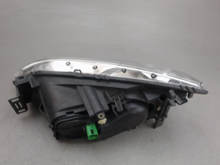 PHARE DROIT FORD MONDEO