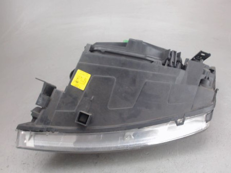 PHARE DROIT FORD MONDEO