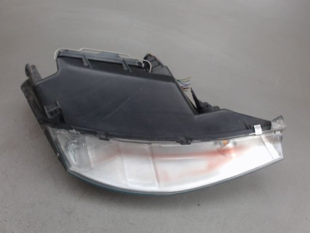 PHARE GAUCHE FORD FOCUS