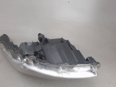 PHARE GAUCHE PEUGEOT 5008