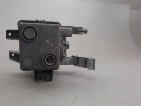 PHARE ANTIBROUILLARD AVANT DROIT OPEL ZAFIRA