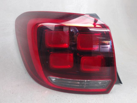 FEU ARRIERE GAUCHE  DACIA SANDERO