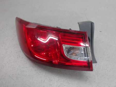 FEU ARRIERE GAUCHE  RENAULT CLIO
