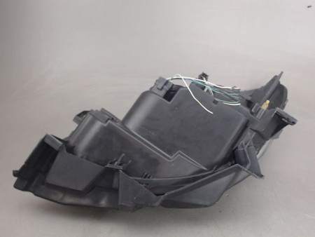 PHARE DROIT RENAULT CLIO