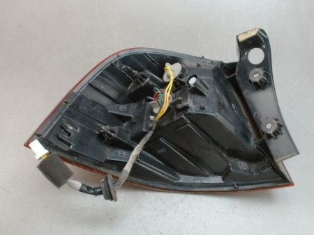 FEU ARRIERE DROIT KIA RIO