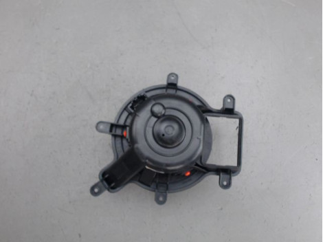 MOTEUR VENTILATEUR CHAUFFAGE PEUGEOT 5008