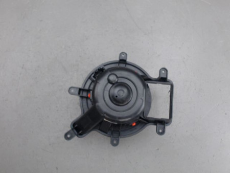 MOTEUR VENTILATEUR CHAUFFAGE PEUGEOT 5008