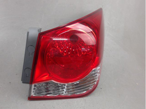 FEU ARRIERE DROIT CHEVROLET CRUZE