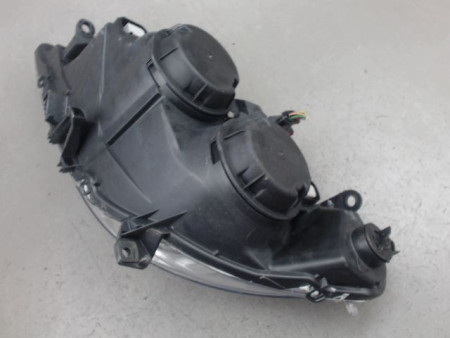 PHARE DROIT PEUGEOT 307