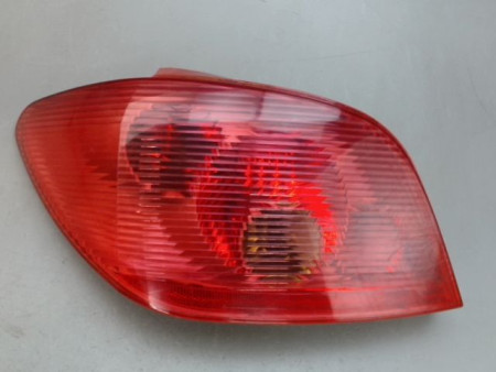 FEU ARRIERE GAUCHE  PEUGEOT 307