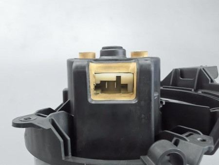 MOTEUR VENTILATEUR CHAUFFAGE OPEL CORSA