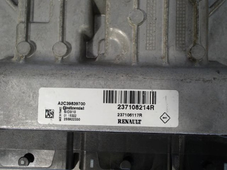 CALCULATEUR MOTEUR RENAULT MASTER
