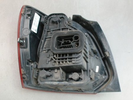 FEU ARRIERE DROIT VOLKSWAGEN POLO