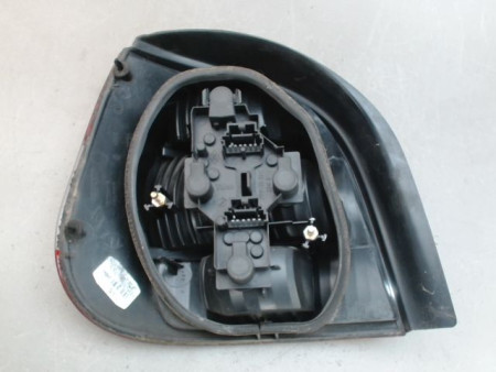 FEU ARRIERE DROIT RENAULT MEGANE