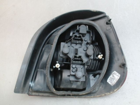 FEU ARRIERE GAUCHE  RENAULT MEGANE