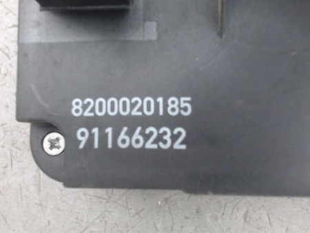SERRURE PORTE COULISSANTE DROIT RENAULT TRAFIC