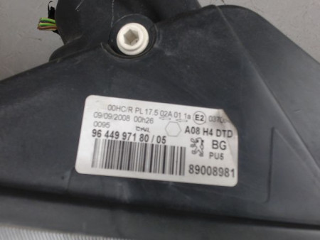 PHARE DROIT PEUGEOT 1007