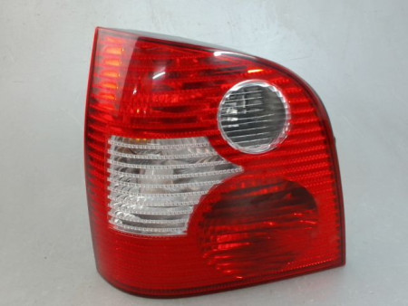 FEU ARRIERE GAUCHE  VOLKSWAGEN POLO