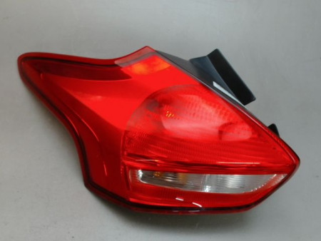 FEU ARRIERE GAUCHE  FORD FOCUS