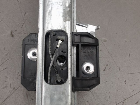 MECANISME LEVE-GLACE AVANT GAUCHE VOLKSWAGEN POLO
