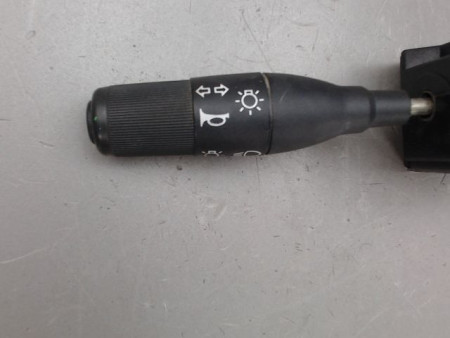 COMMANDE CLIGNOTANT RENAULT R19