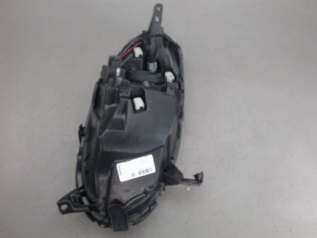PHARE DROIT NISSAN MICRA